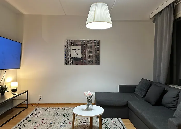 شقة 3 Bedroom With Sauna And Balcony