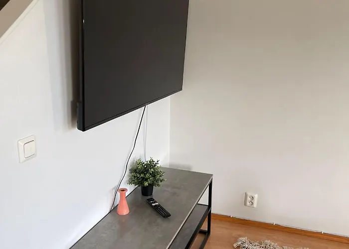 3 Bedroom With Sauna And Balcony شقة هلسنكي