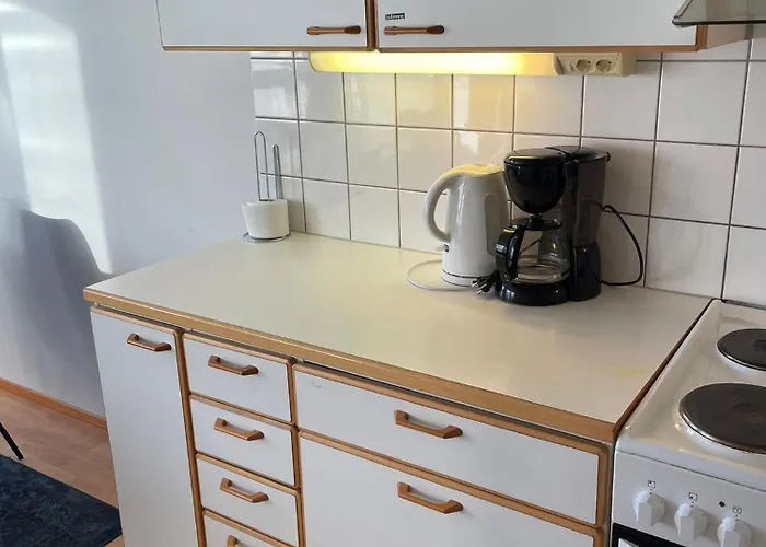 شقة 3 Bedroom With Sauna And Balcony *