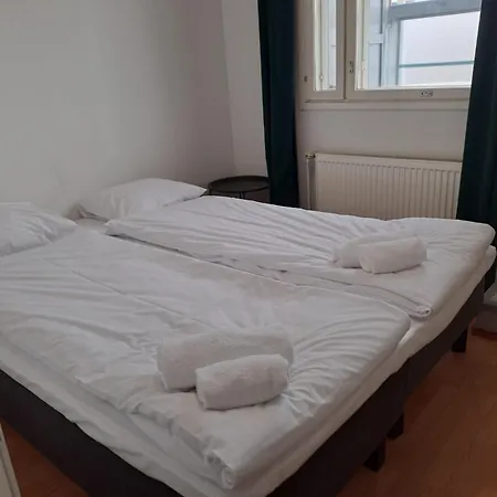 3 Bedroom With Sauna And Balcony *